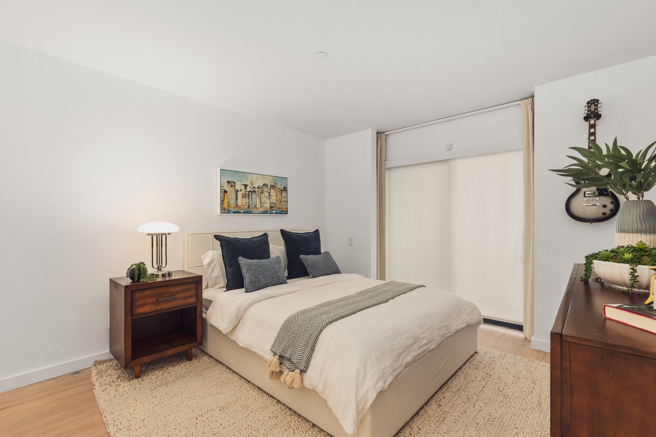 1133 5th St Unit: 204, Santa Monica 