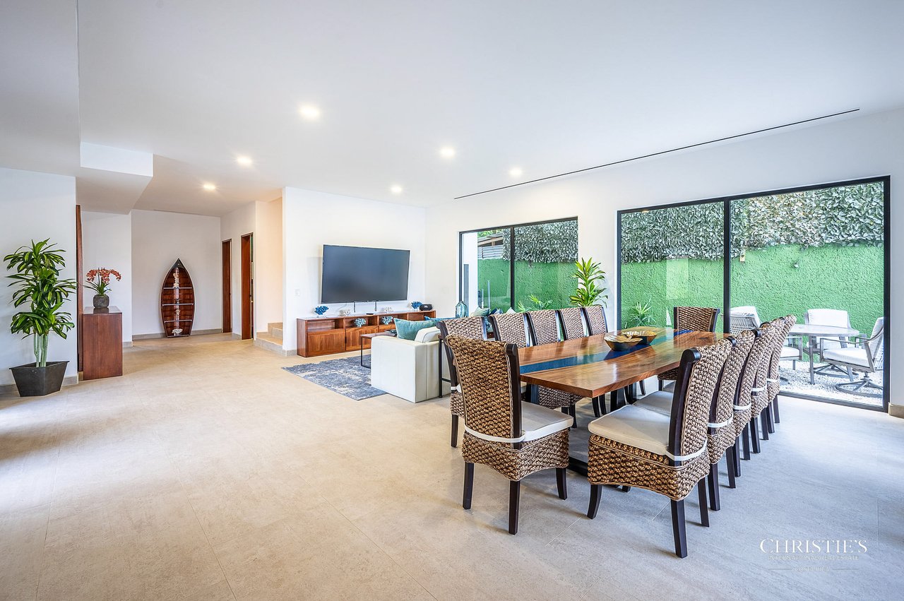 A Private Collection of Five Luxury Beachfront Villas - Rio Mar
