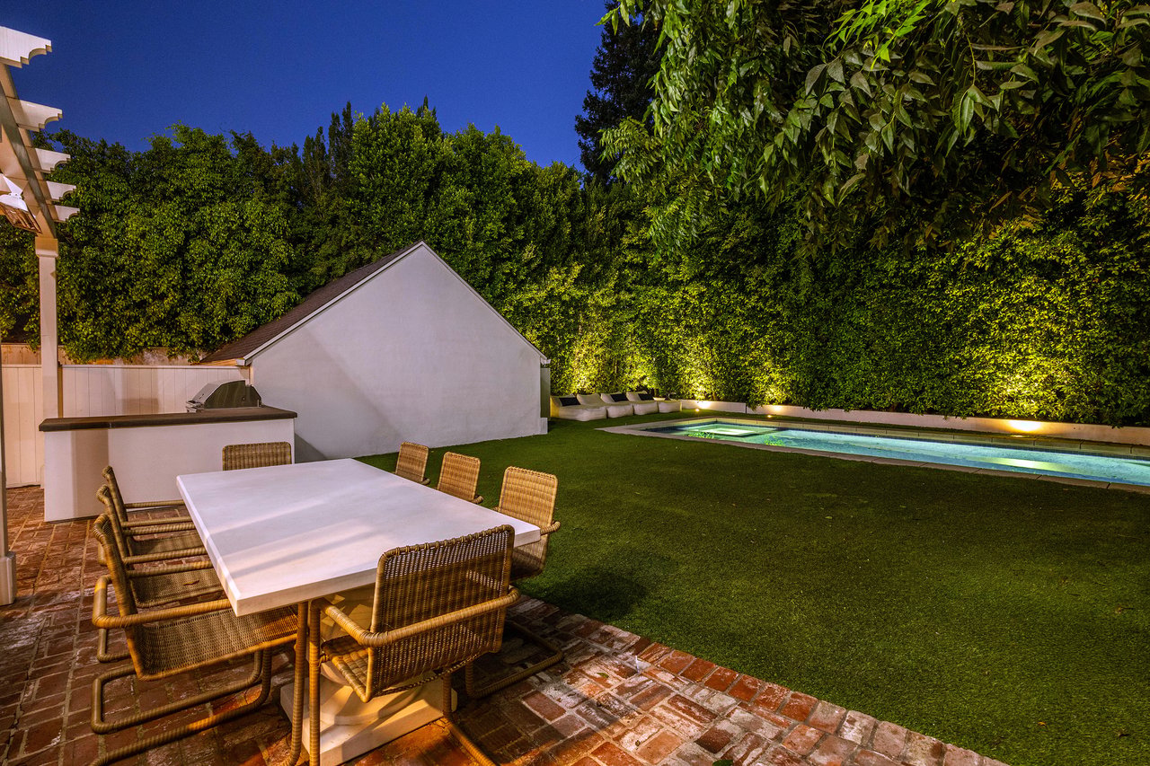 14030 Roblar Rd, Sherman Oaks 