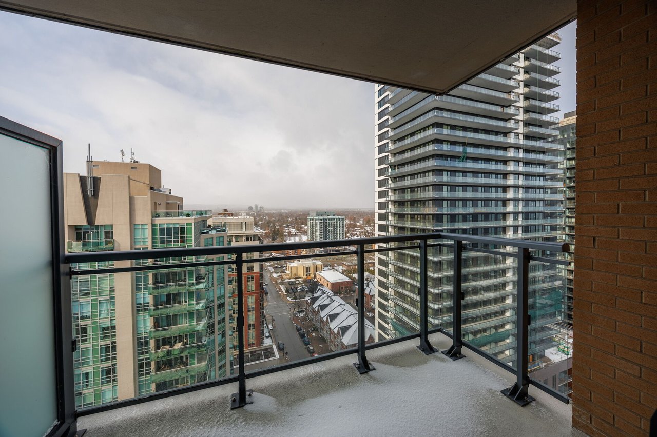 2060 Lakeshore Road 1802