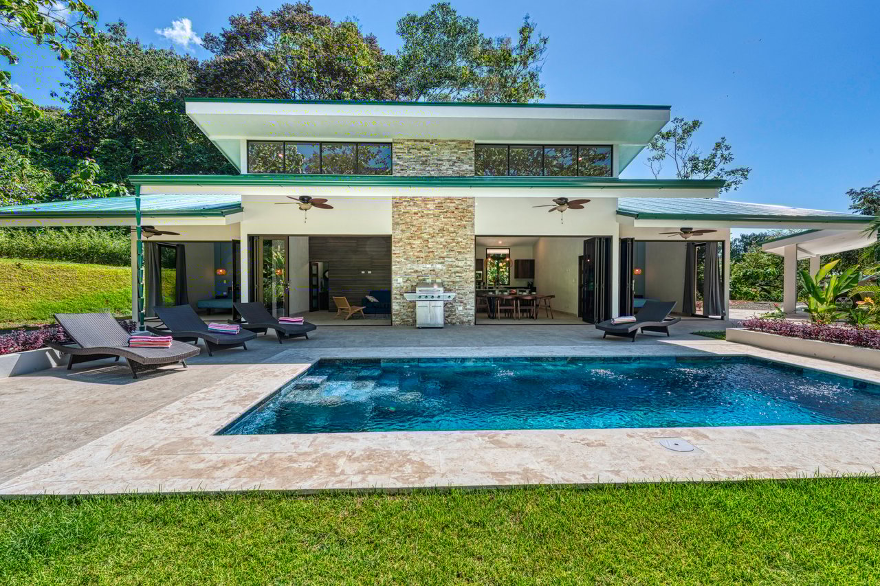 Casa del Bosque in the New Tulpá Ridge Development in  Matapalo.