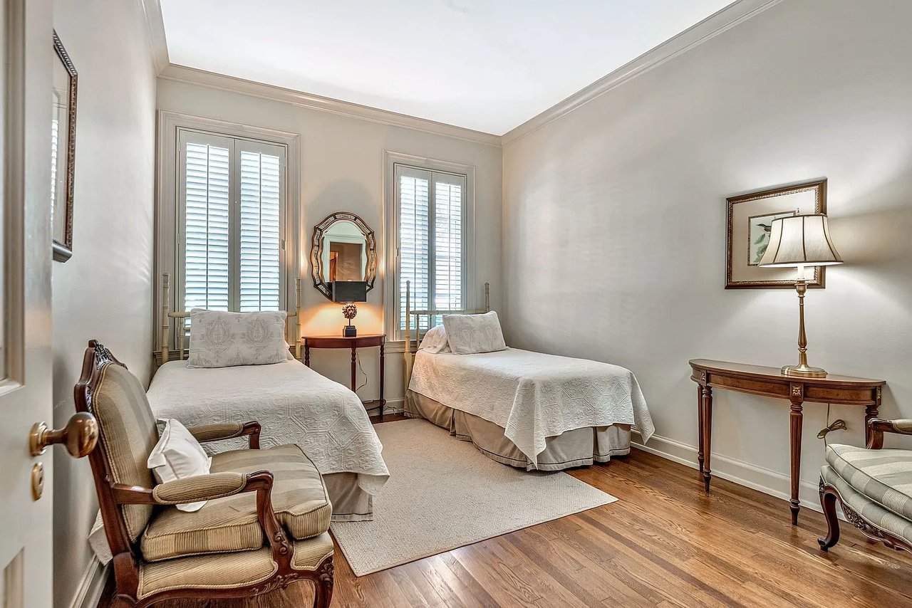 615 Belle Meade Blvd #120
