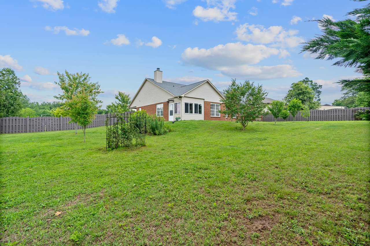 No HOA!! Great property in Toney!
