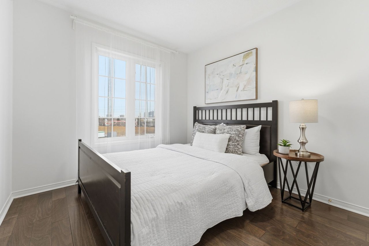 647 Courtney Valley Rd