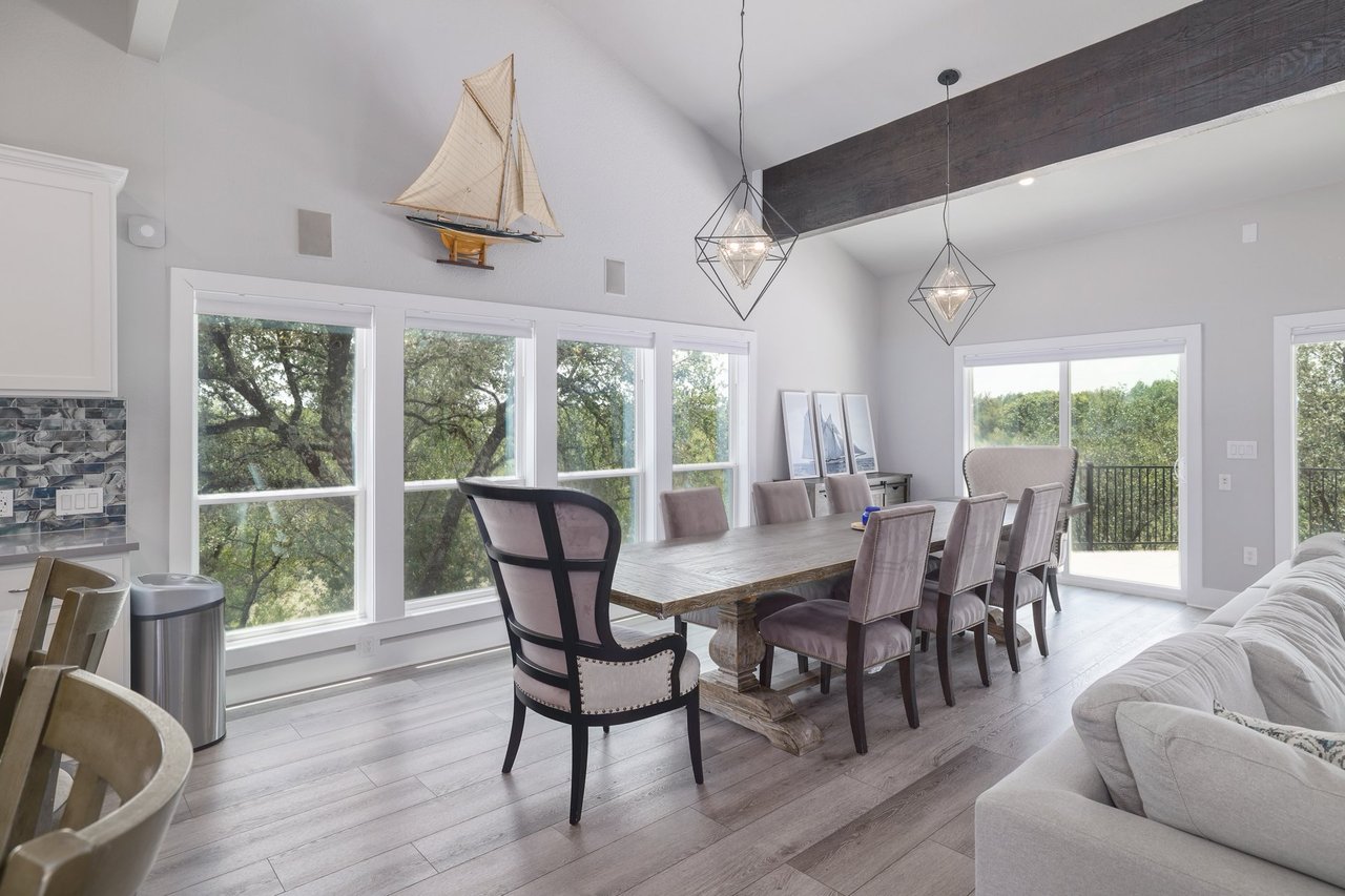 7206 Comanche Trail