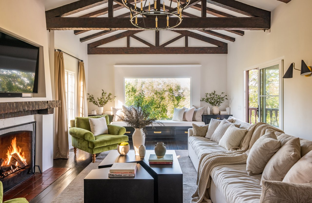 3922 Glenridge Dr, Sherman Oaks 