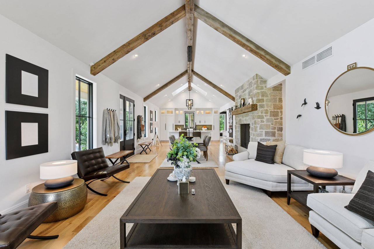 2782 Willow Drive, Medina