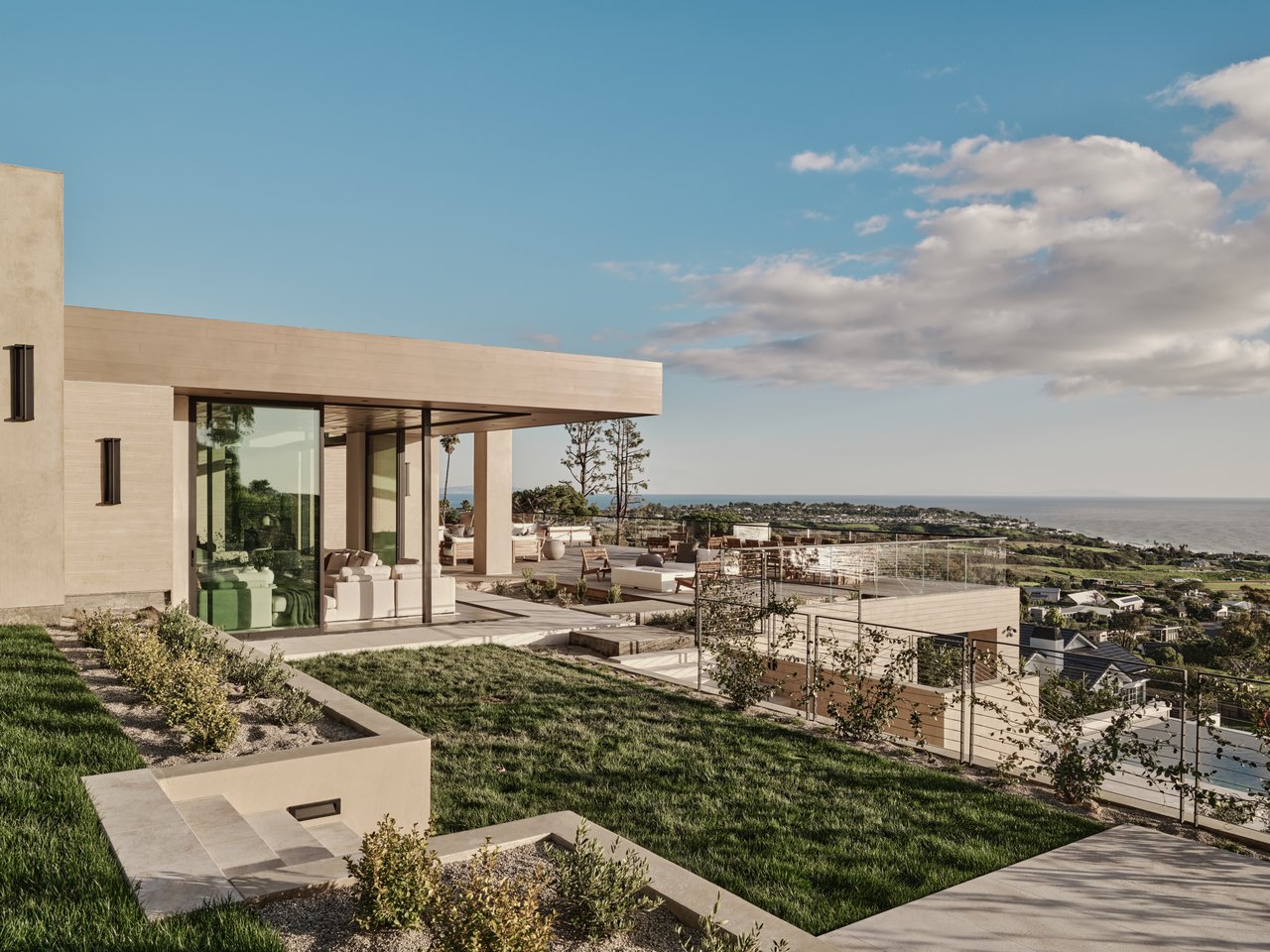 30010 Andromeda Ln