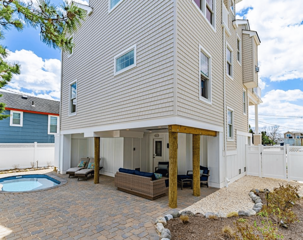 3 E 22nd Street
