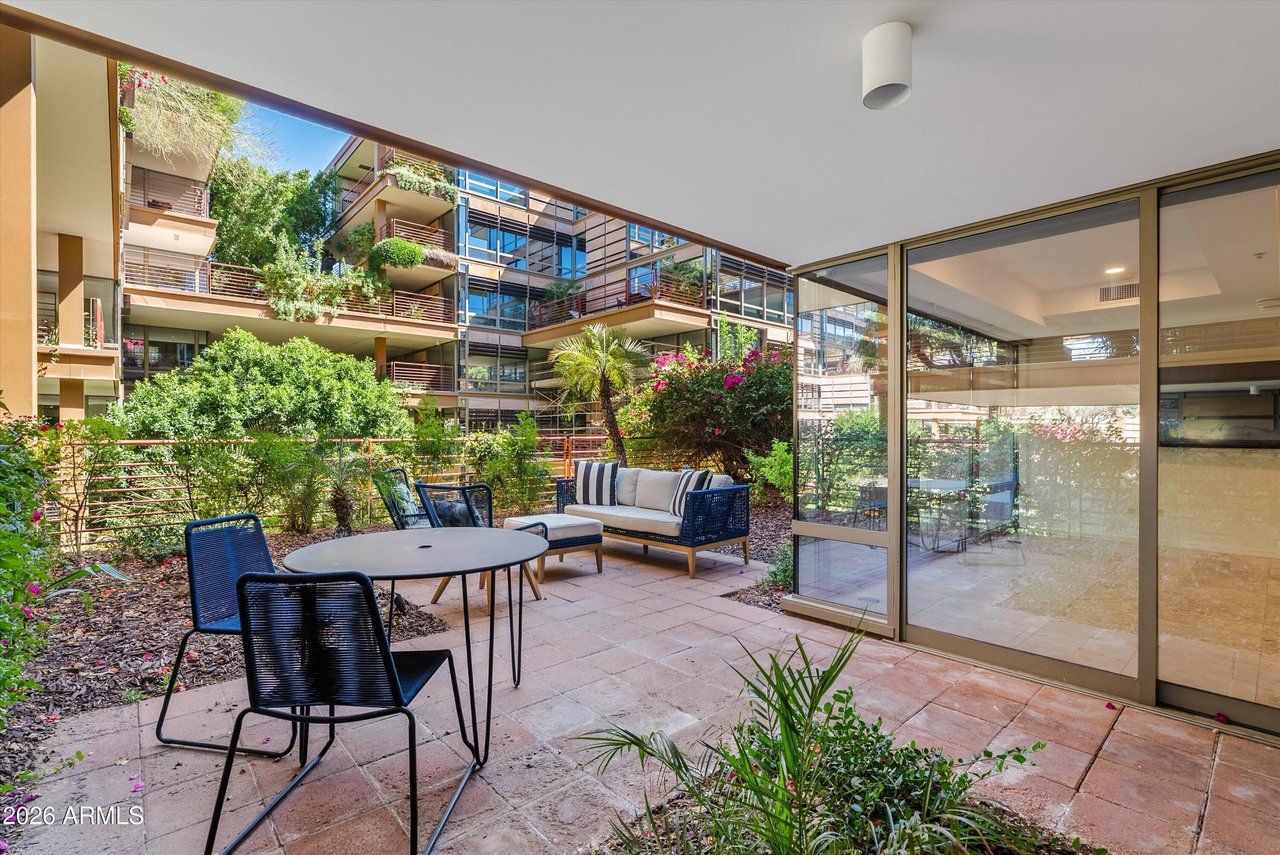 7147 E Rancho Vista Dr, #3008