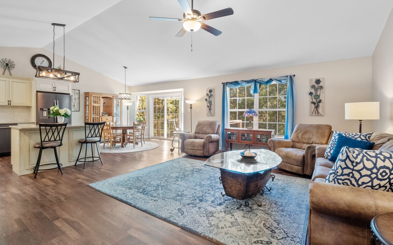10286 Timber Hill Dr