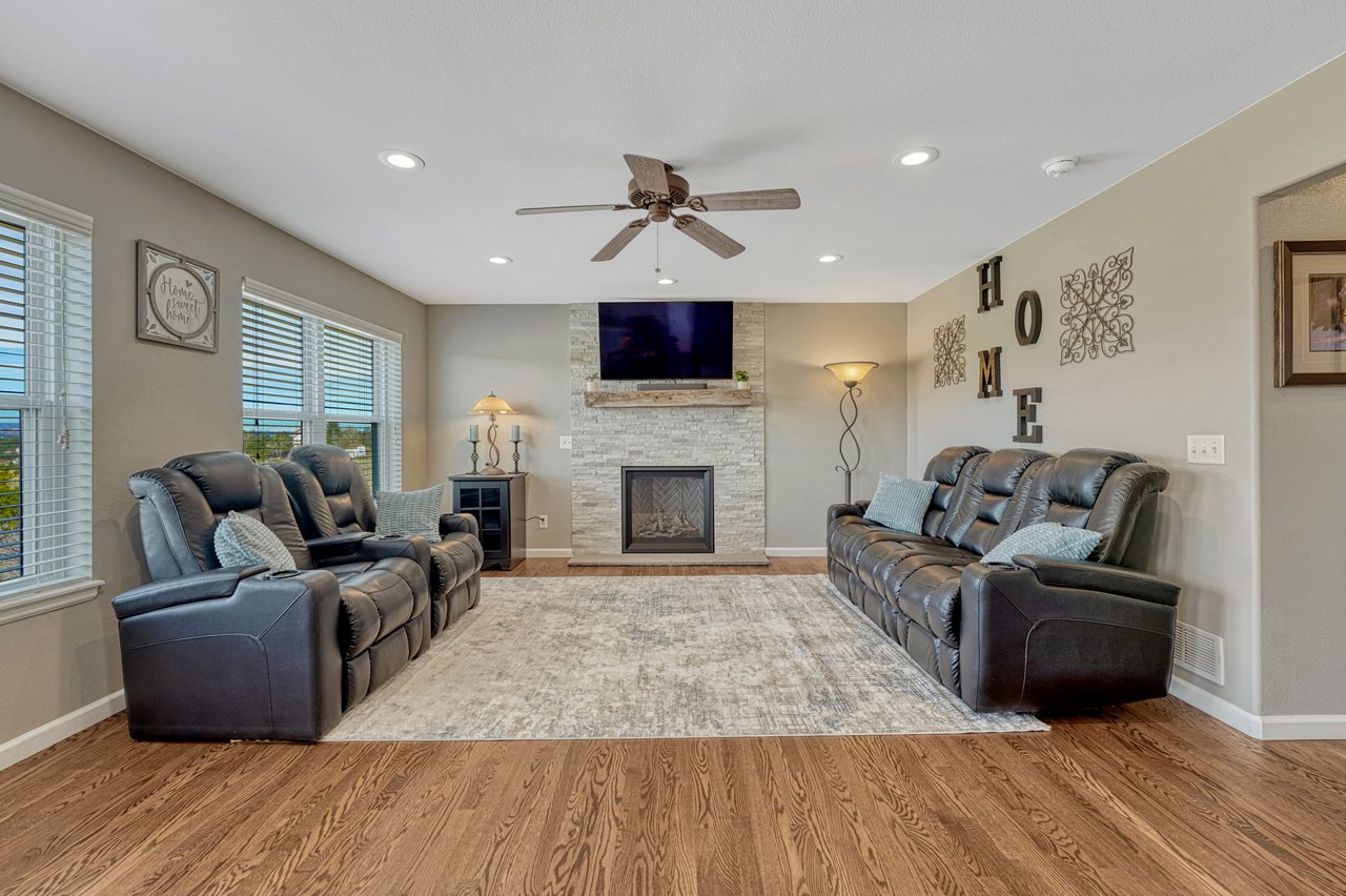 20220 E Elk Creek Drive