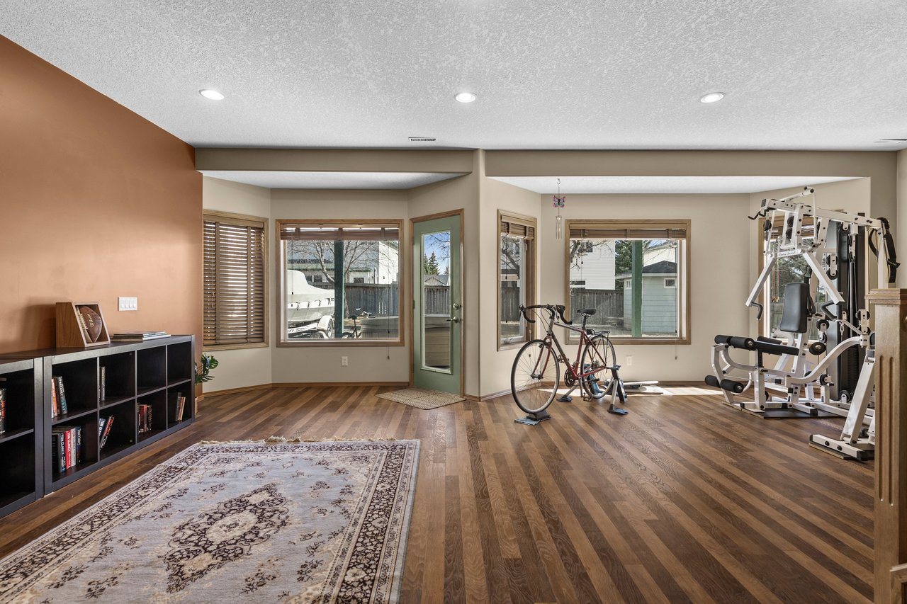 122 West Terrace Place