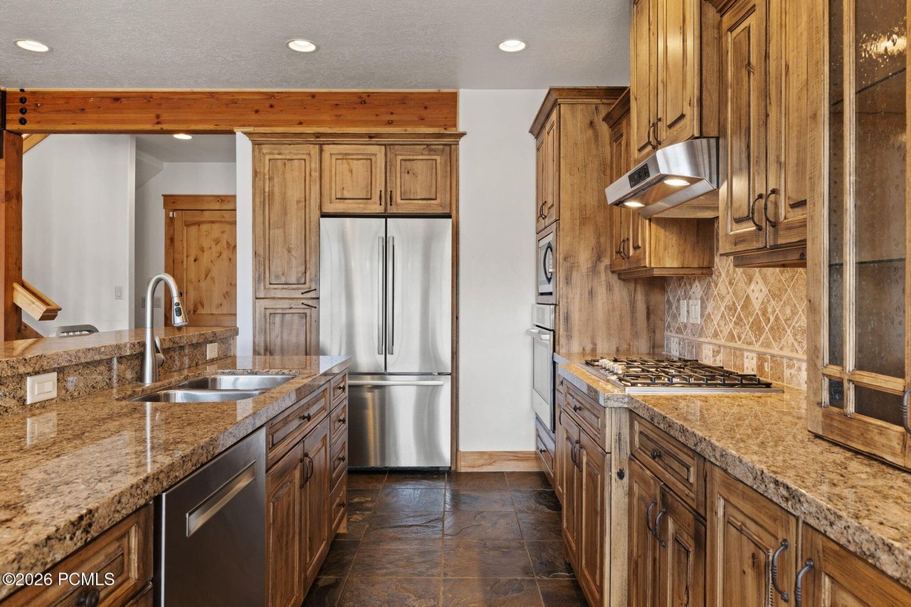 1215 Silver Oak Court 4