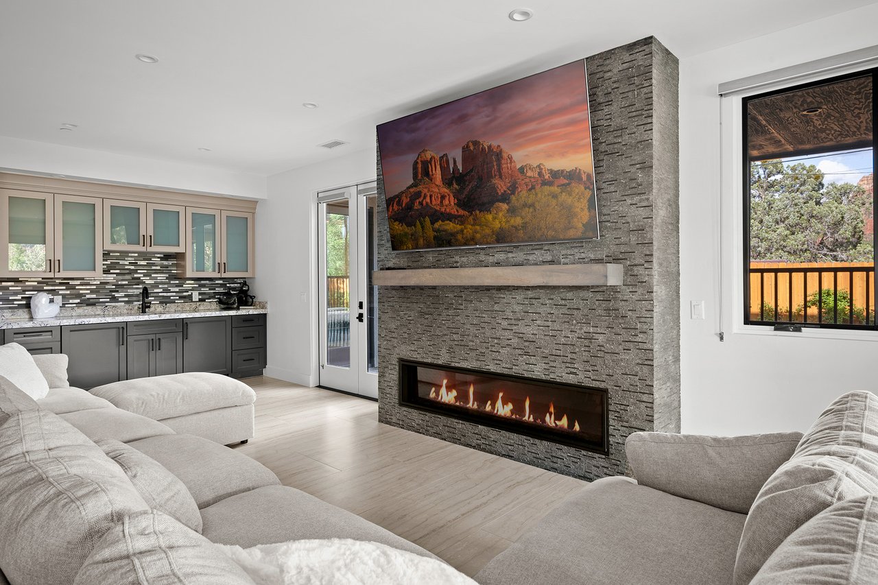 40 Roadrunner Lane