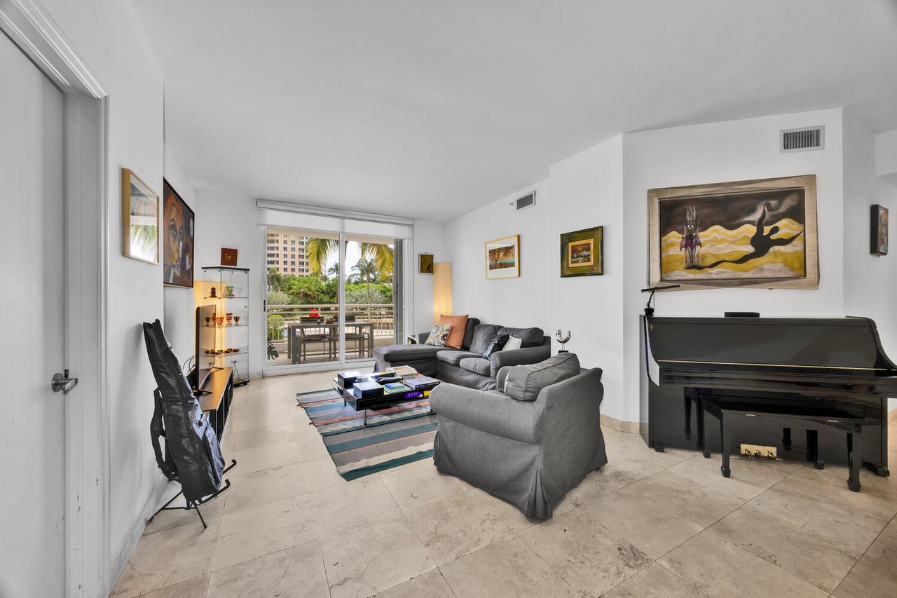 Spacious Rental in Brickell Key