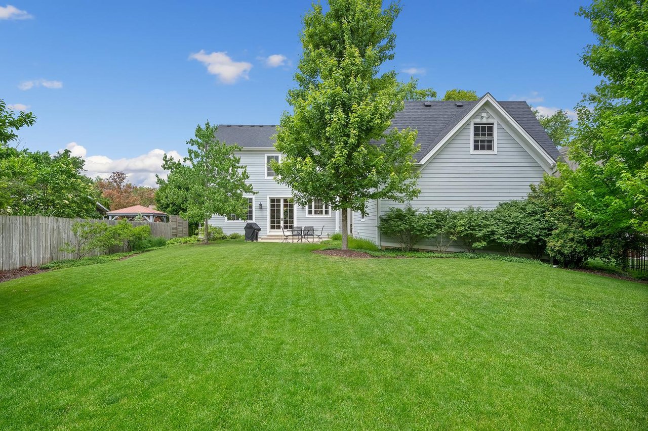 608 Cadillac Dr, Wheaton IL – Stunning Seifert Builders Home with 5 Bedrooms & 4 Baths Listed at $900,000