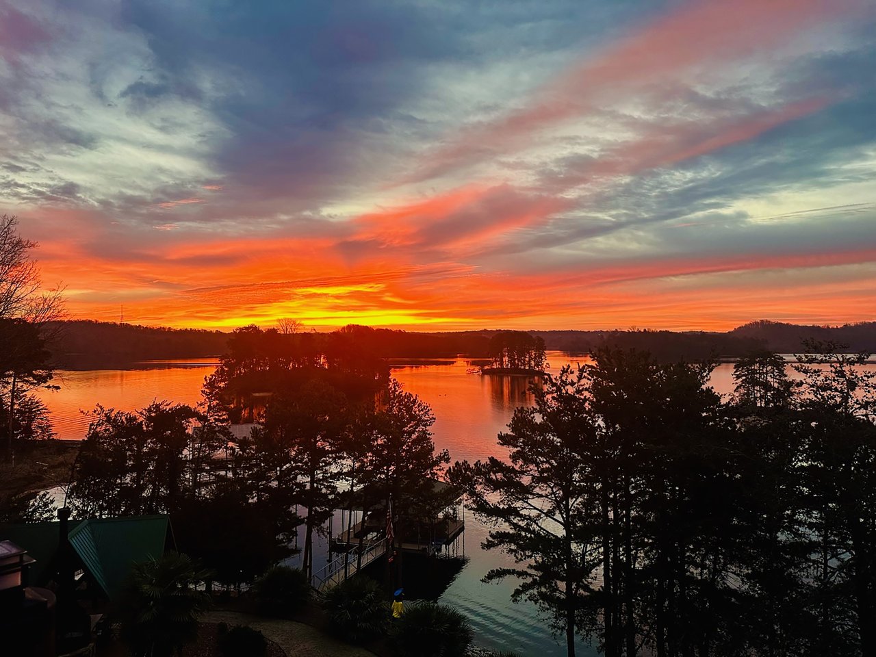 3406 Thunder Point