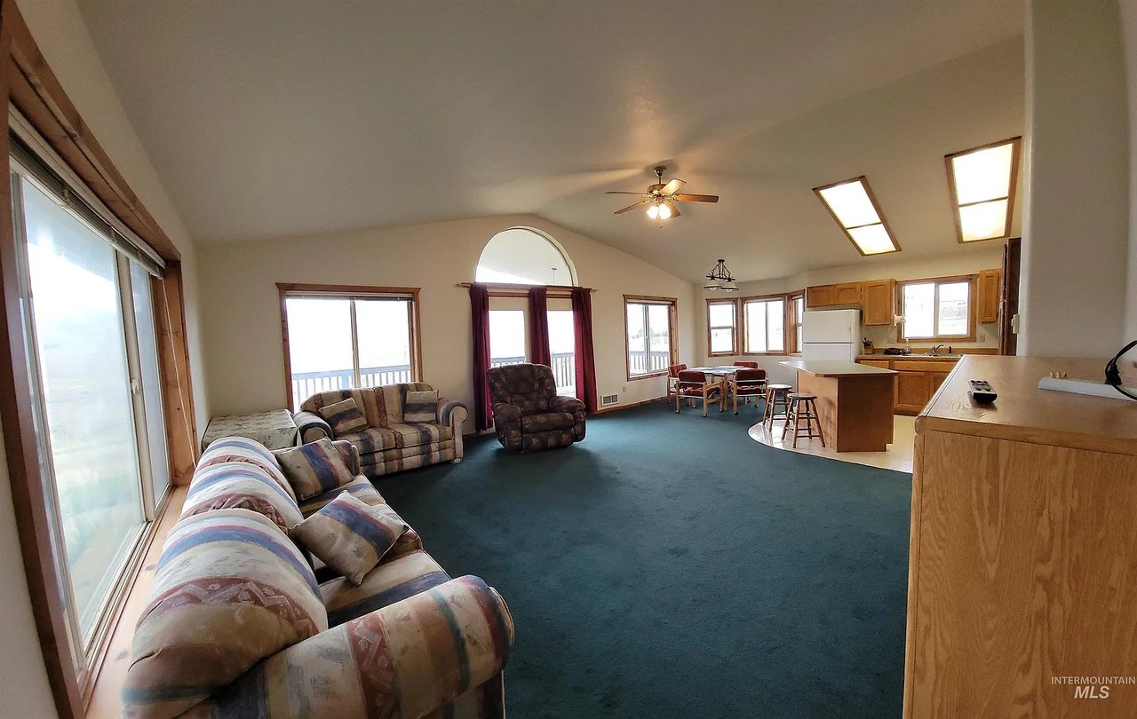 56 Sunflower Rd