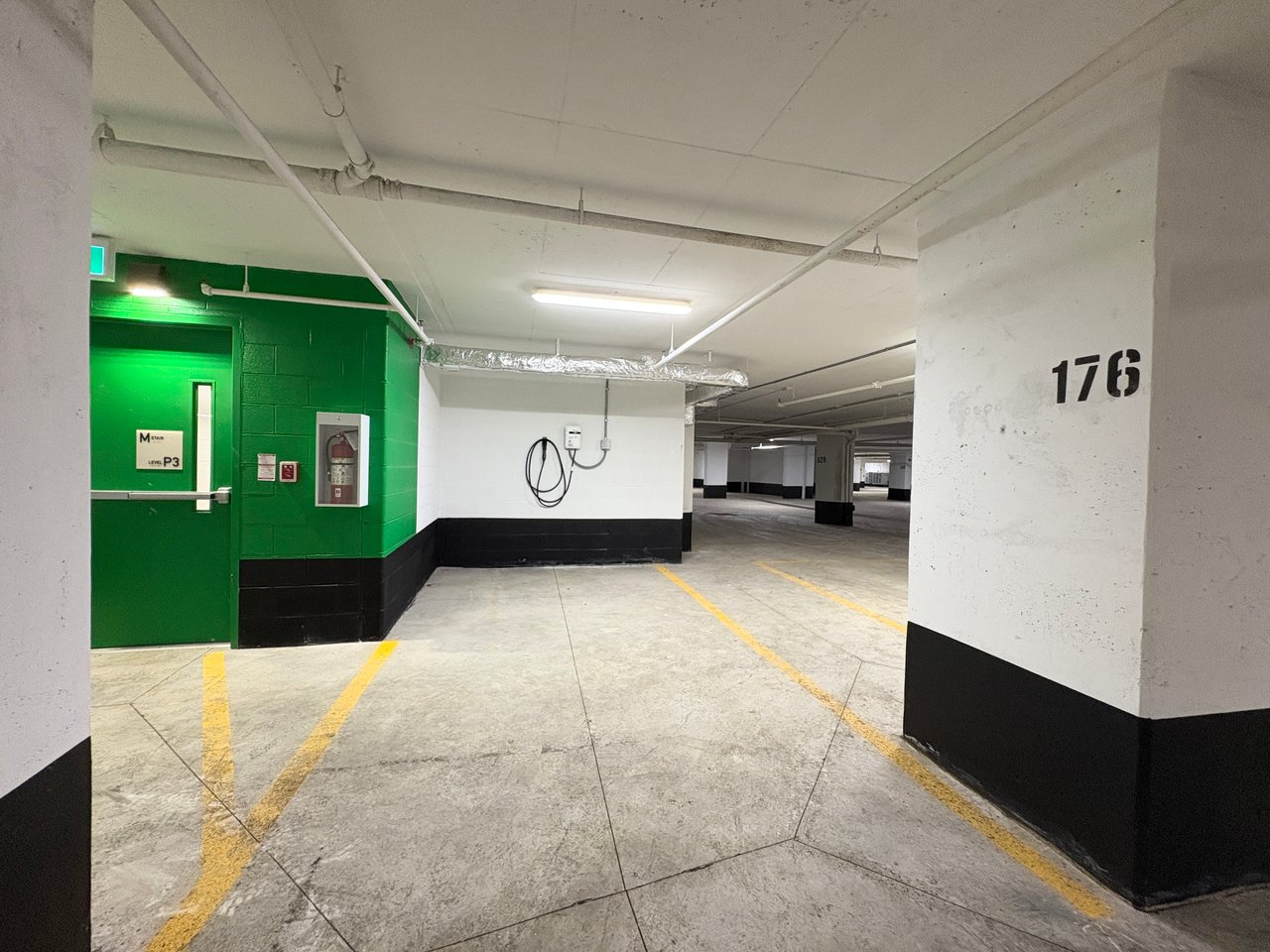 2495 Eglinton Avenue W Unit: 1703