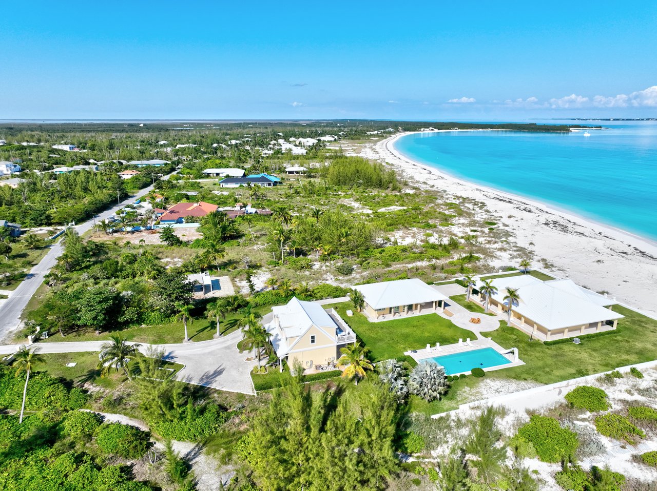 Exclusive Treasure Cay Beachfront Lot