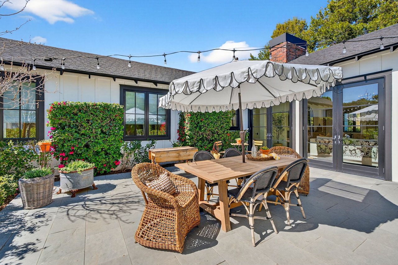 5217 E CALLE REDONDA