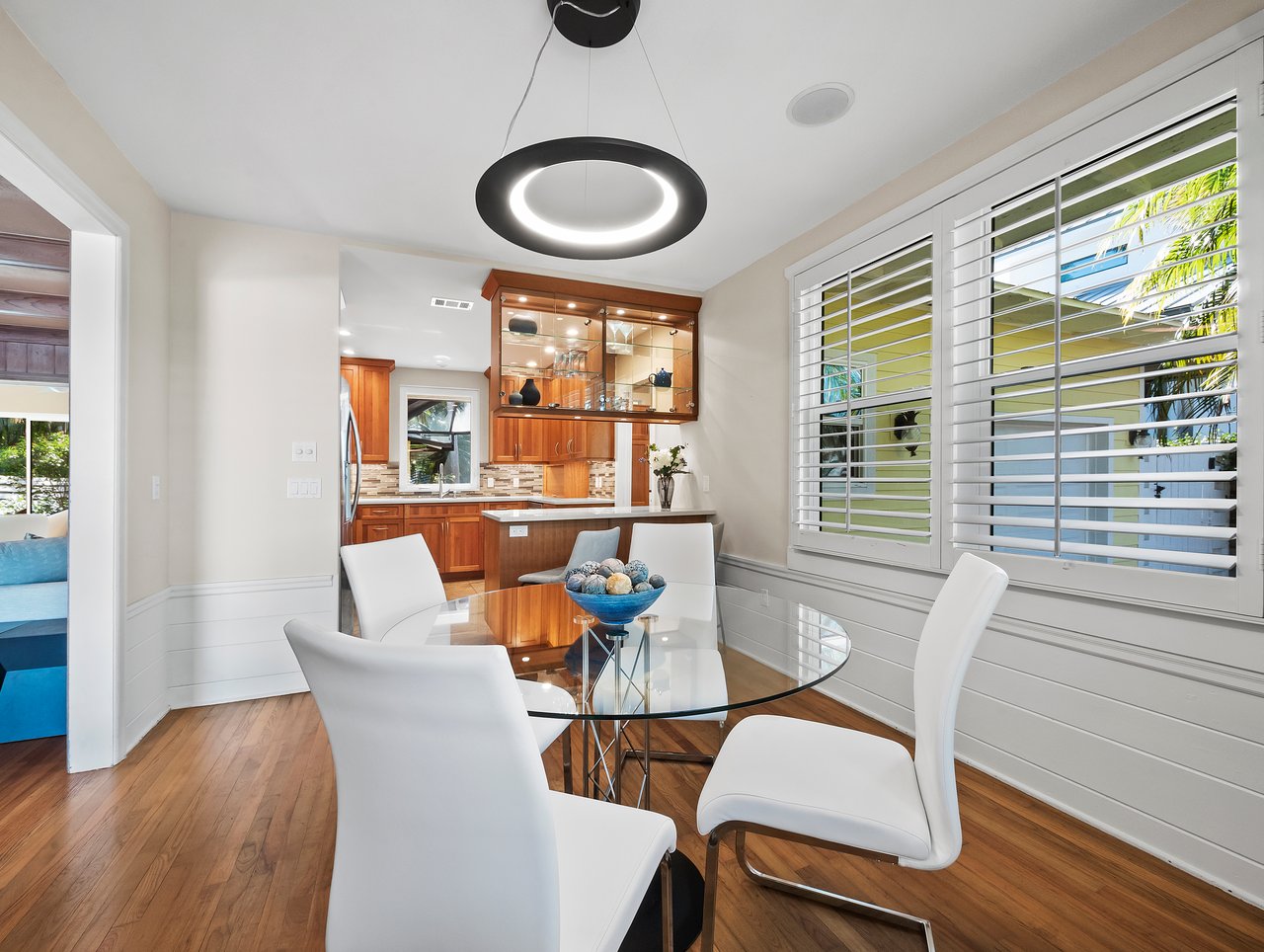 1930 ALTA VISTA ST