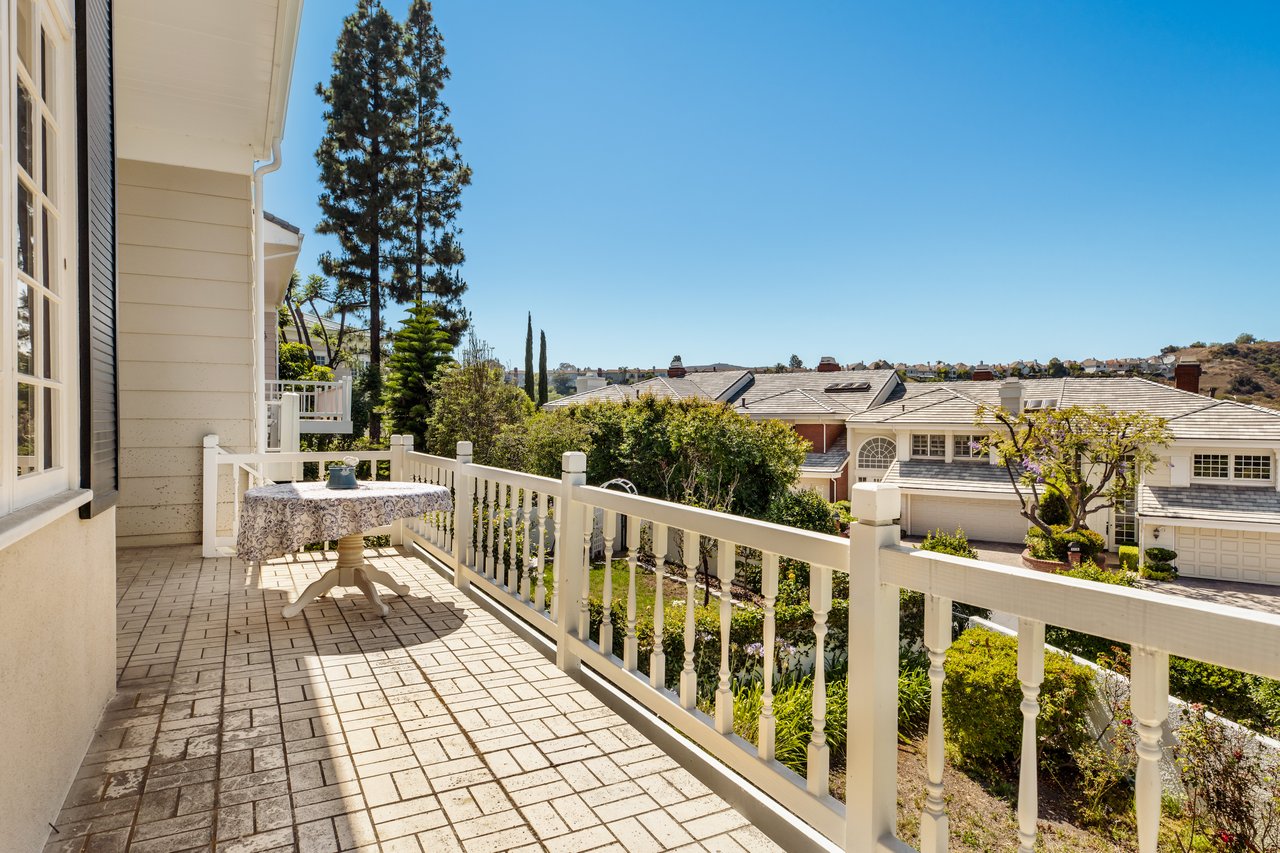 2254 The Terrace - Brentwood, Los Angeles