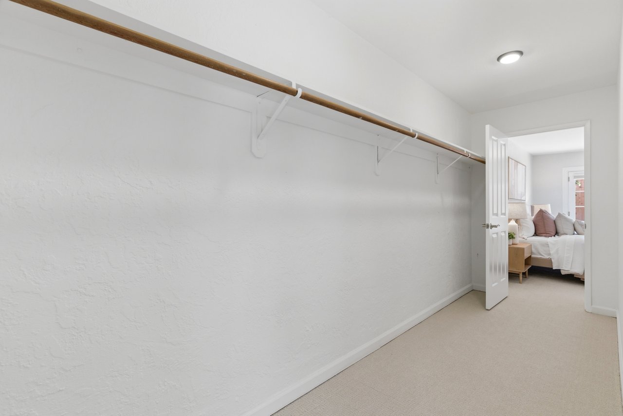 1038 East Evelyn Avenue