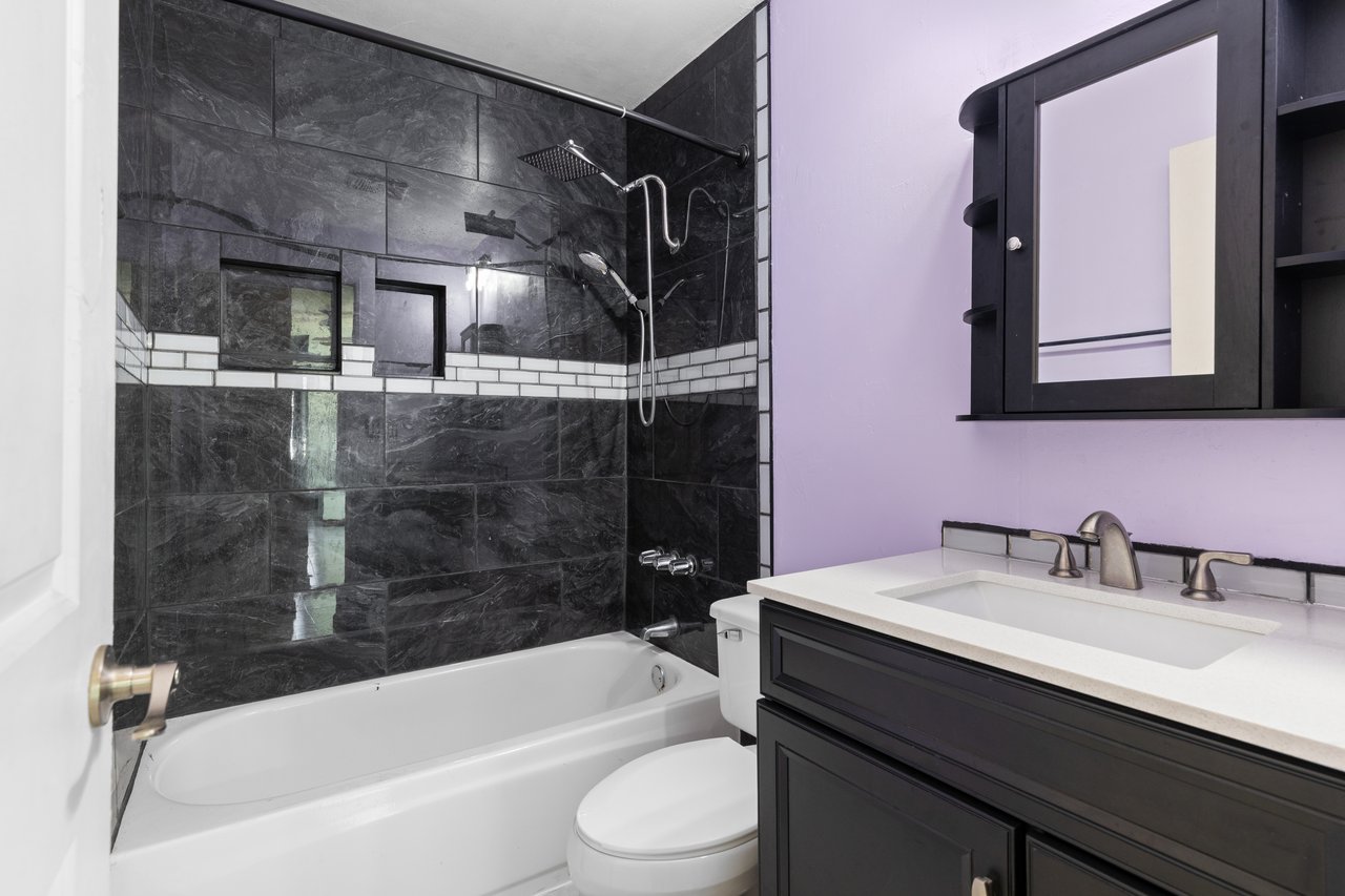 200 Del Luz Ct
