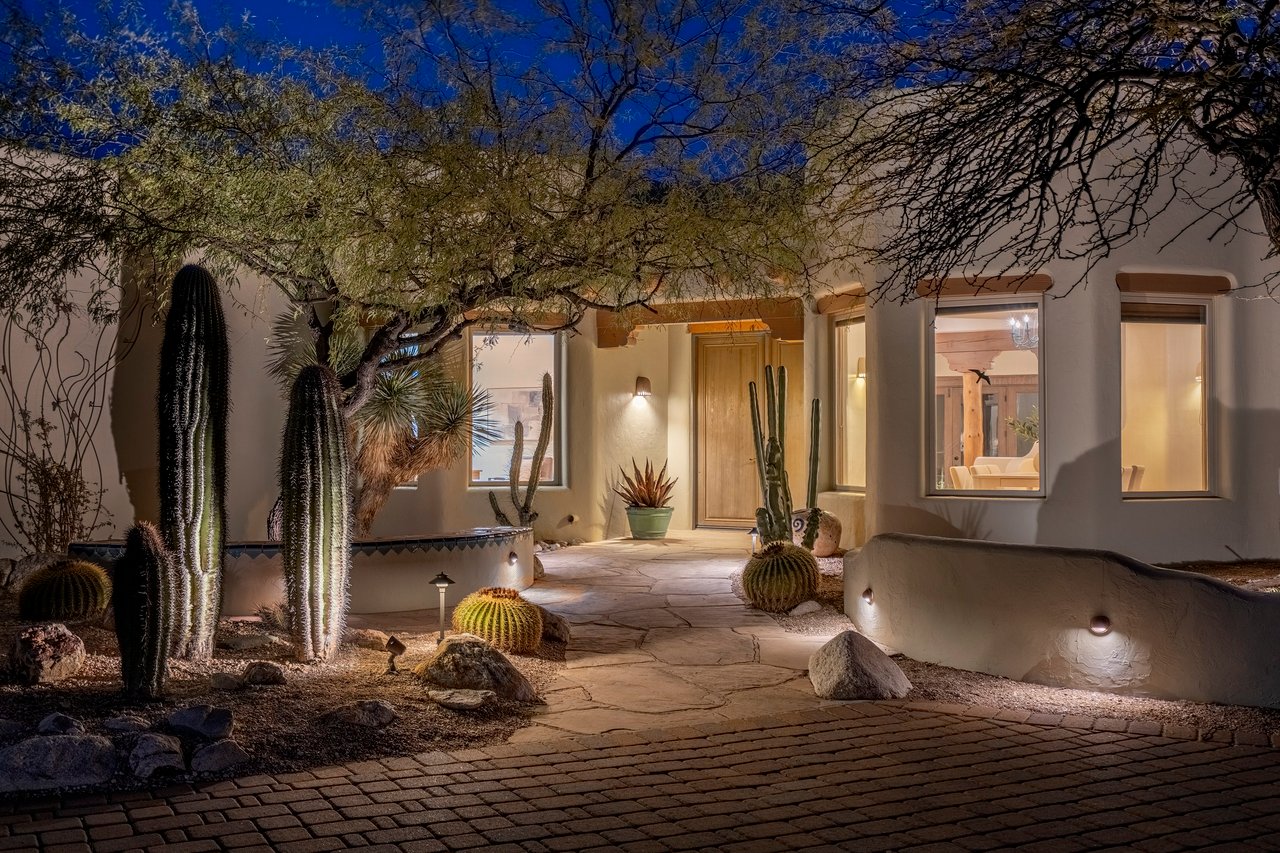 5115 N Corte De Catalonia