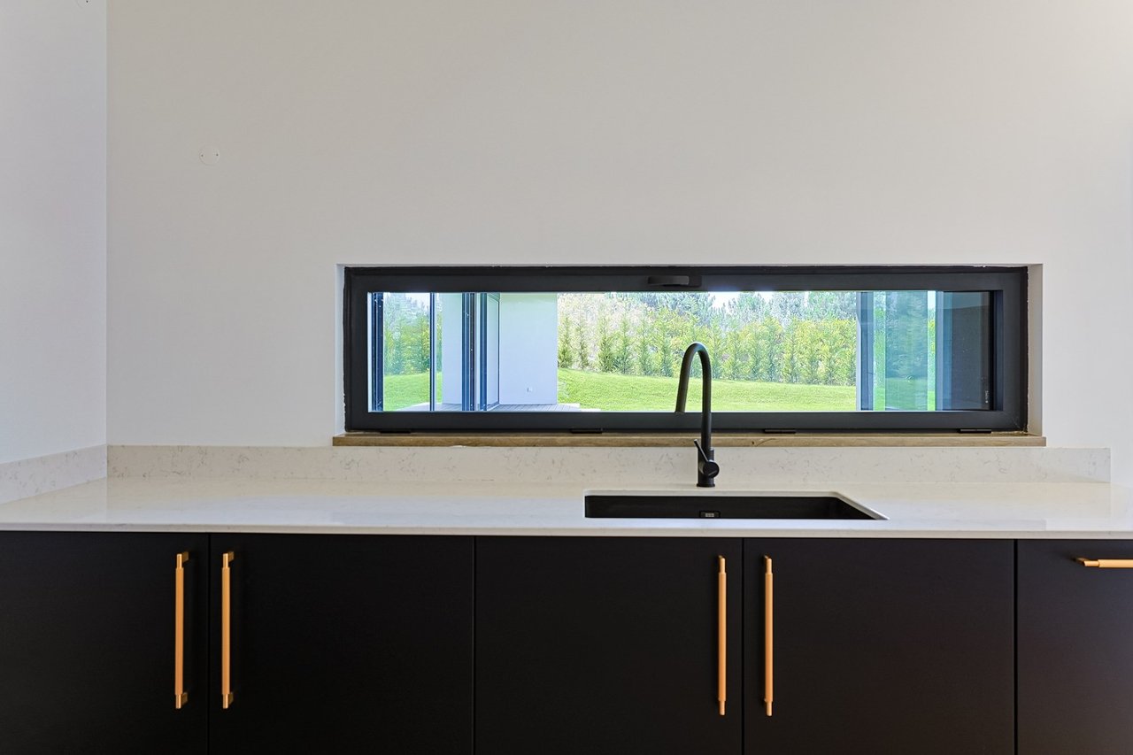 Japanese-Inspired Villa in Bom Sucesso Resort, Óbidos