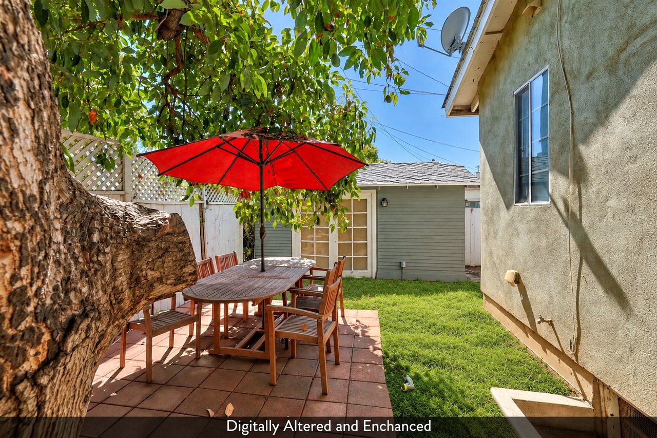 512 E Tujunga Ave
