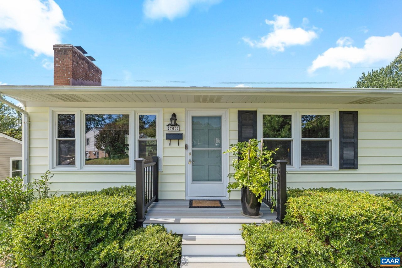 700 ELIZABETH AVE