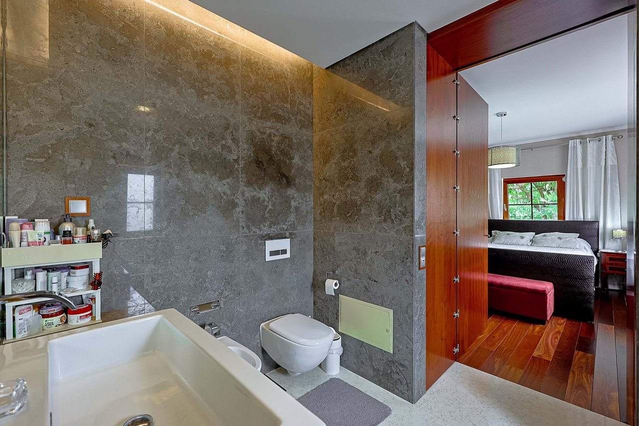 Trophy 5+2 Bedrooms Villa in Gandarinha,  Cascais’ Crown Jewel of Discrete Luxury and Sustainability