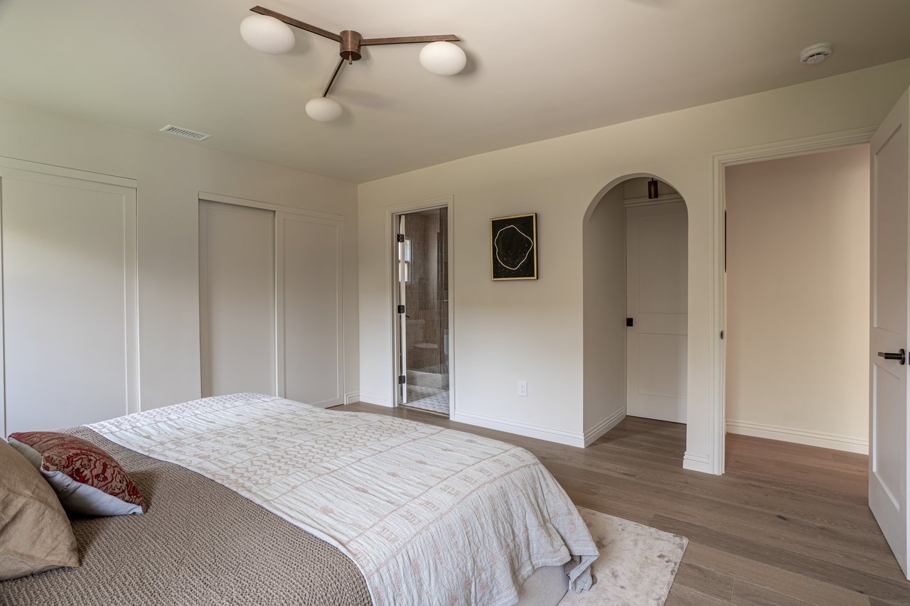 3481 St Susan Pl, PAlms - mar vista