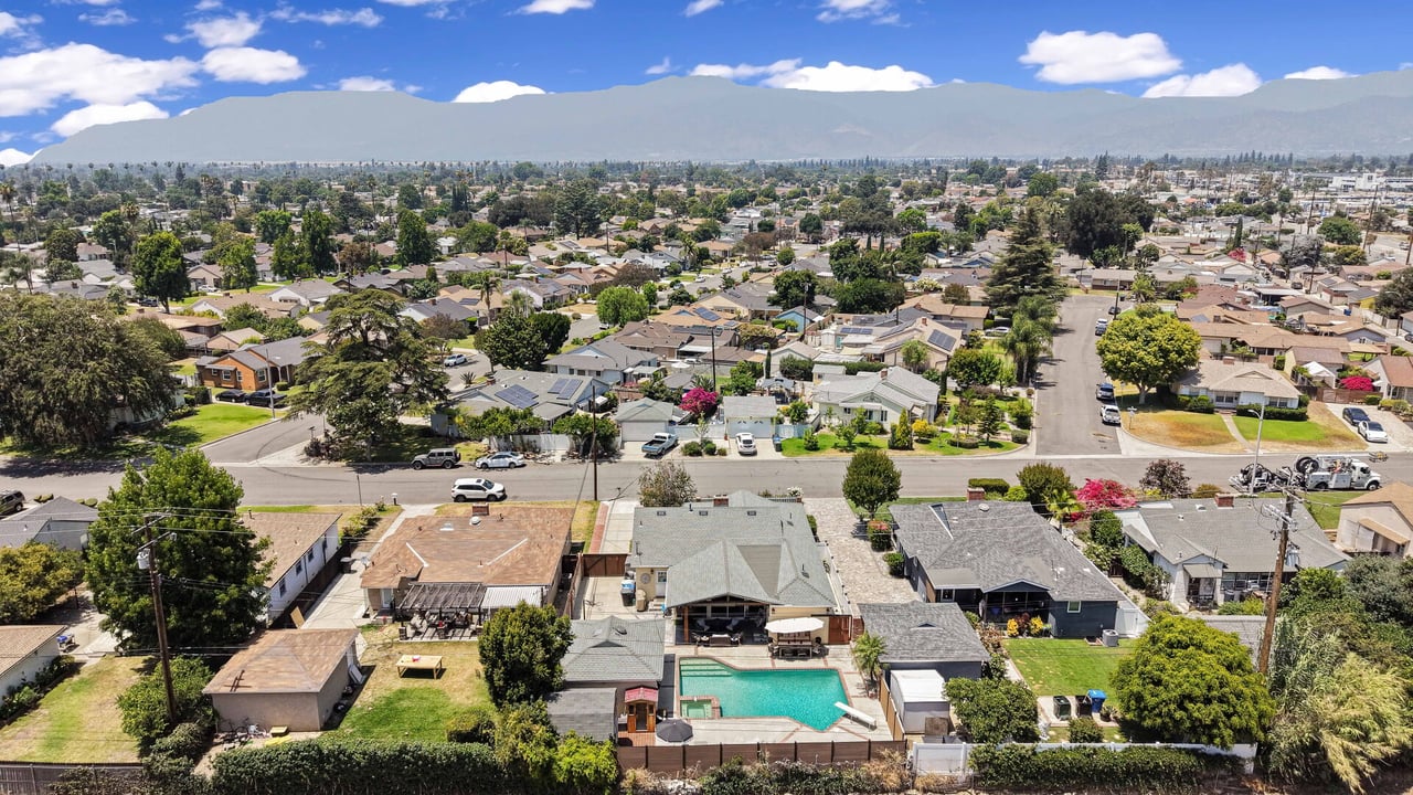 1720 E Walnut Creek Parkway
