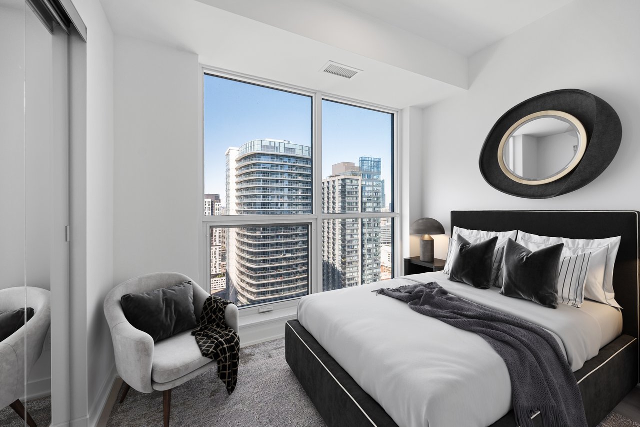 327 King Street W 3905, Toronto C01 Unit: 3905