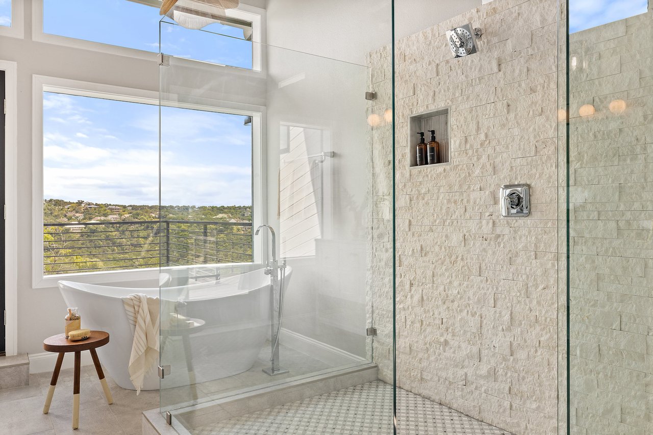 6905 Ladera Norte | Contemporary Northwest Hills Estate