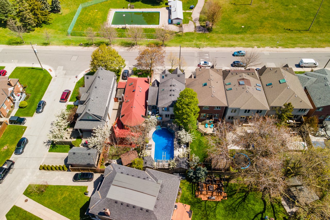 12 Clonmore Dr