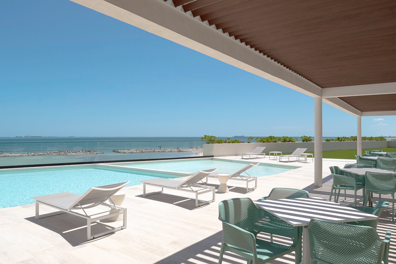 Yucalpetén Resort Marina 