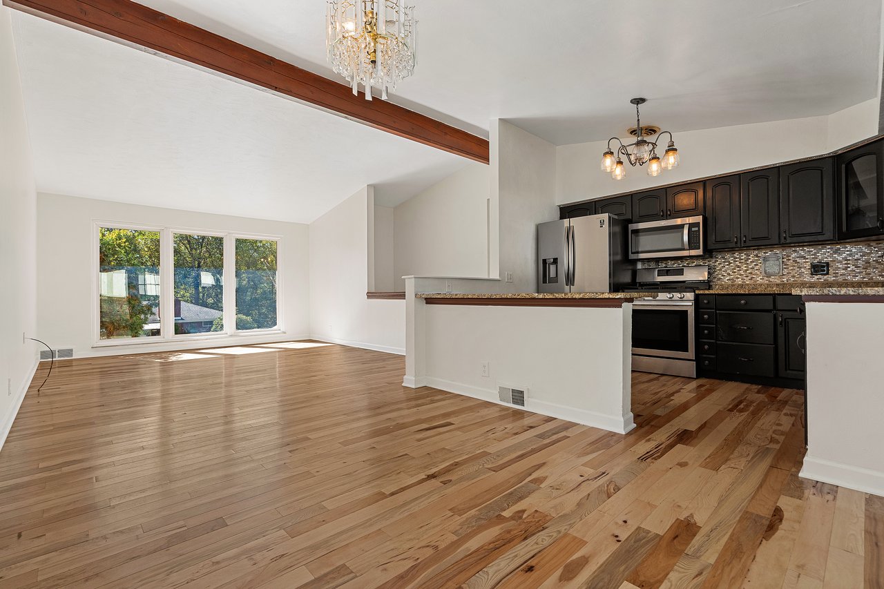 1332 Foxboro Dr