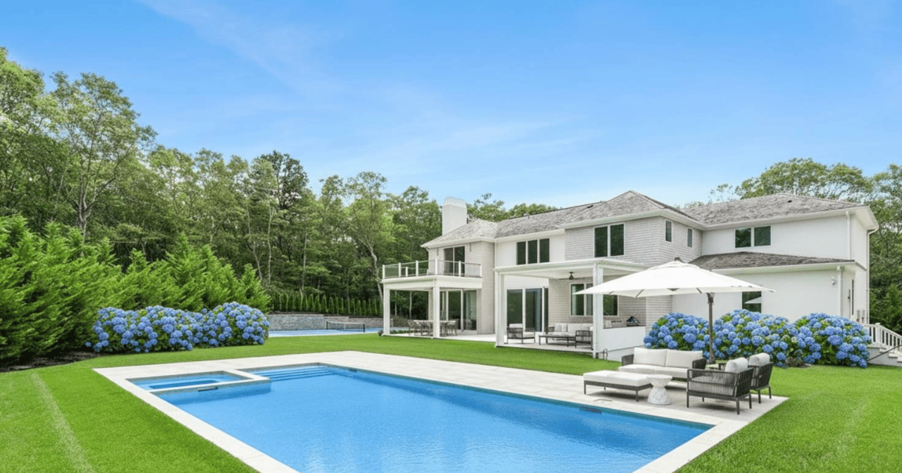 2061 Deerfield Road