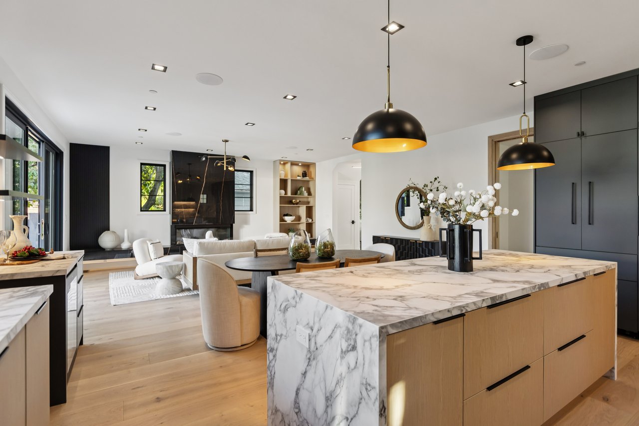 10 Channing Rd, Burlingame