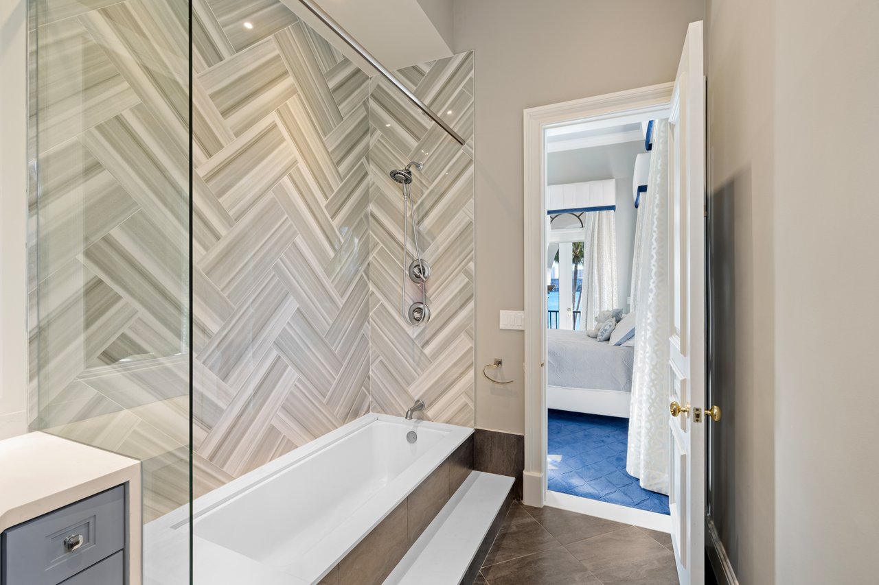 3914 Island Estates Drive