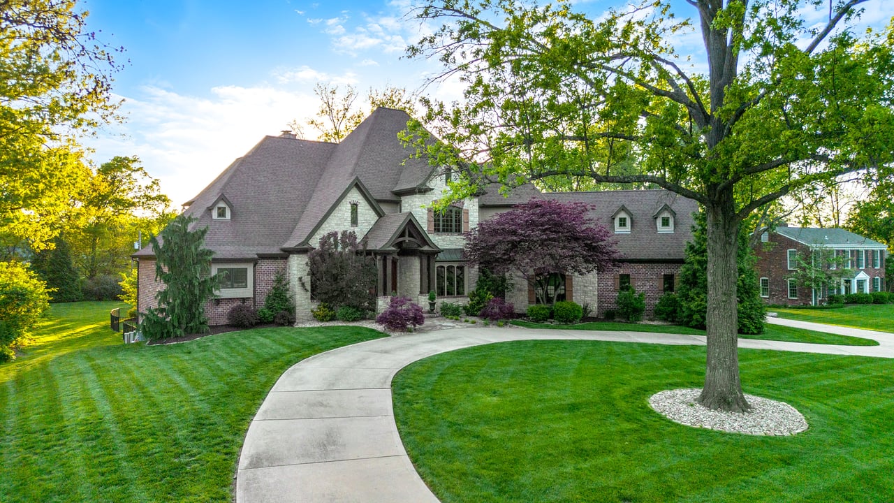 1015 Claymark Drive