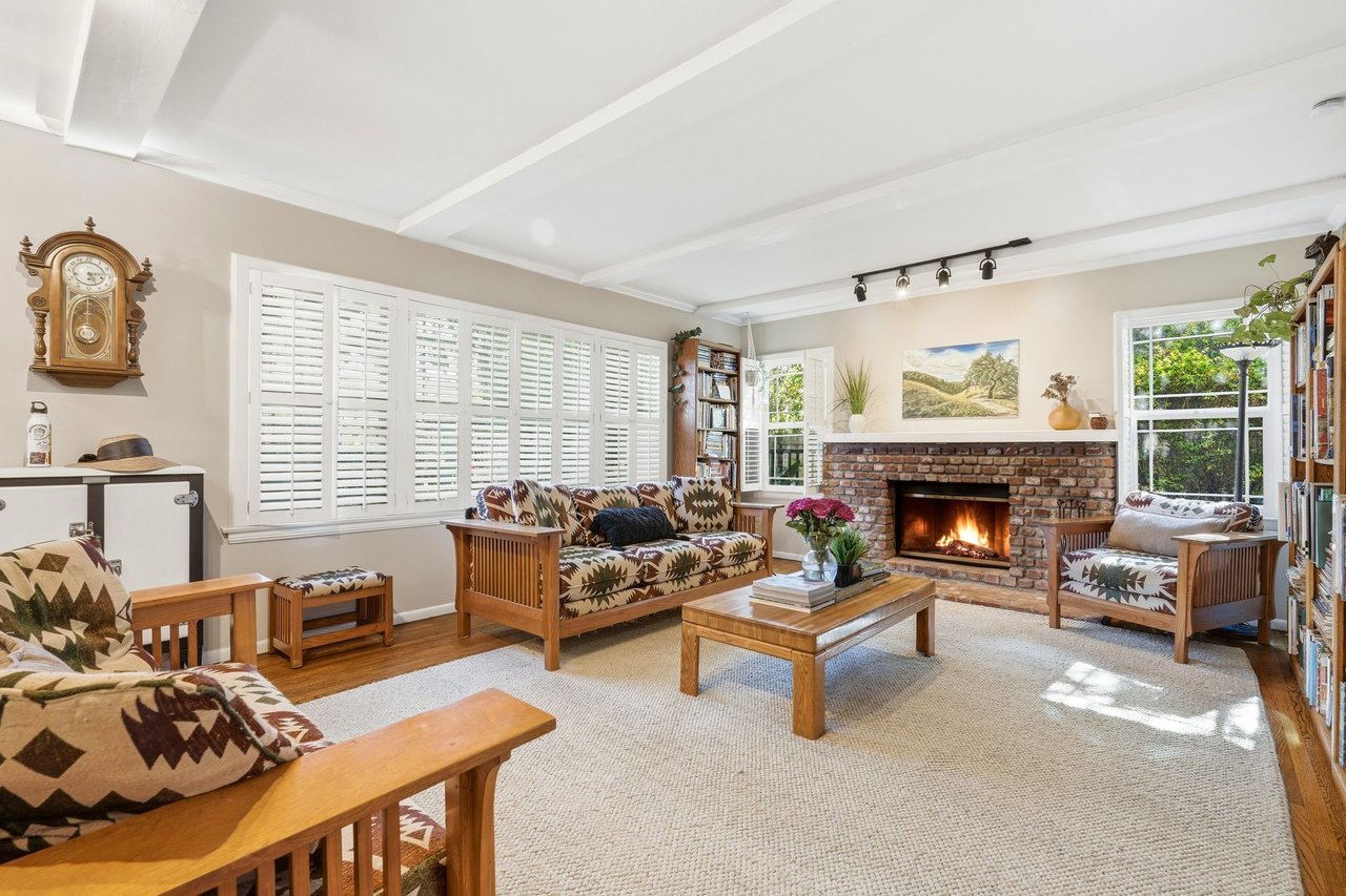Off Market Exclusive Hesby Oaks
