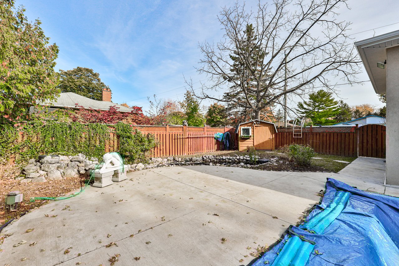2063 Hixon Street, Oakville