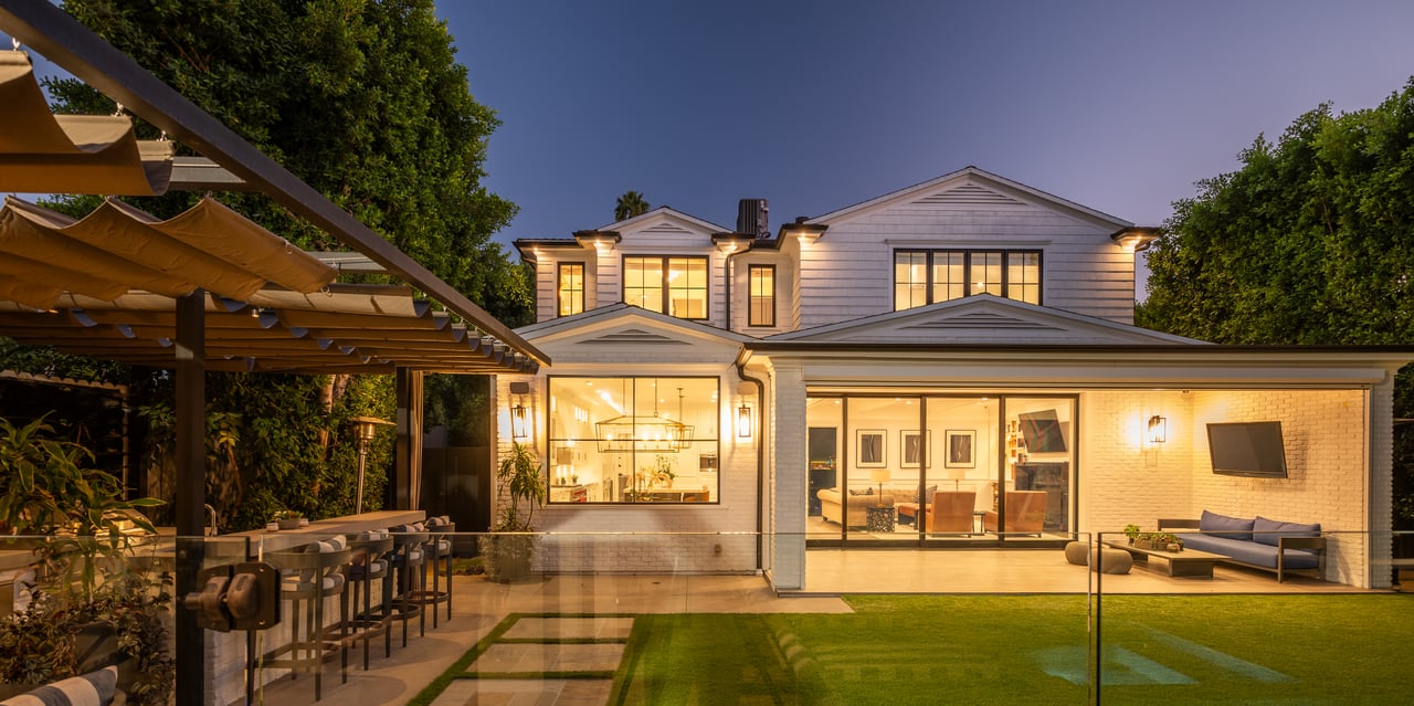 10439 Valley Spring Ln, Toluca Lake