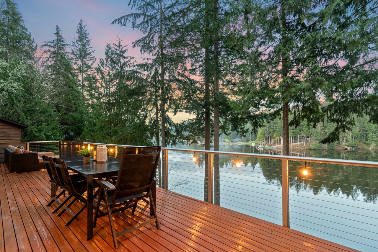 luxury on ames lake
